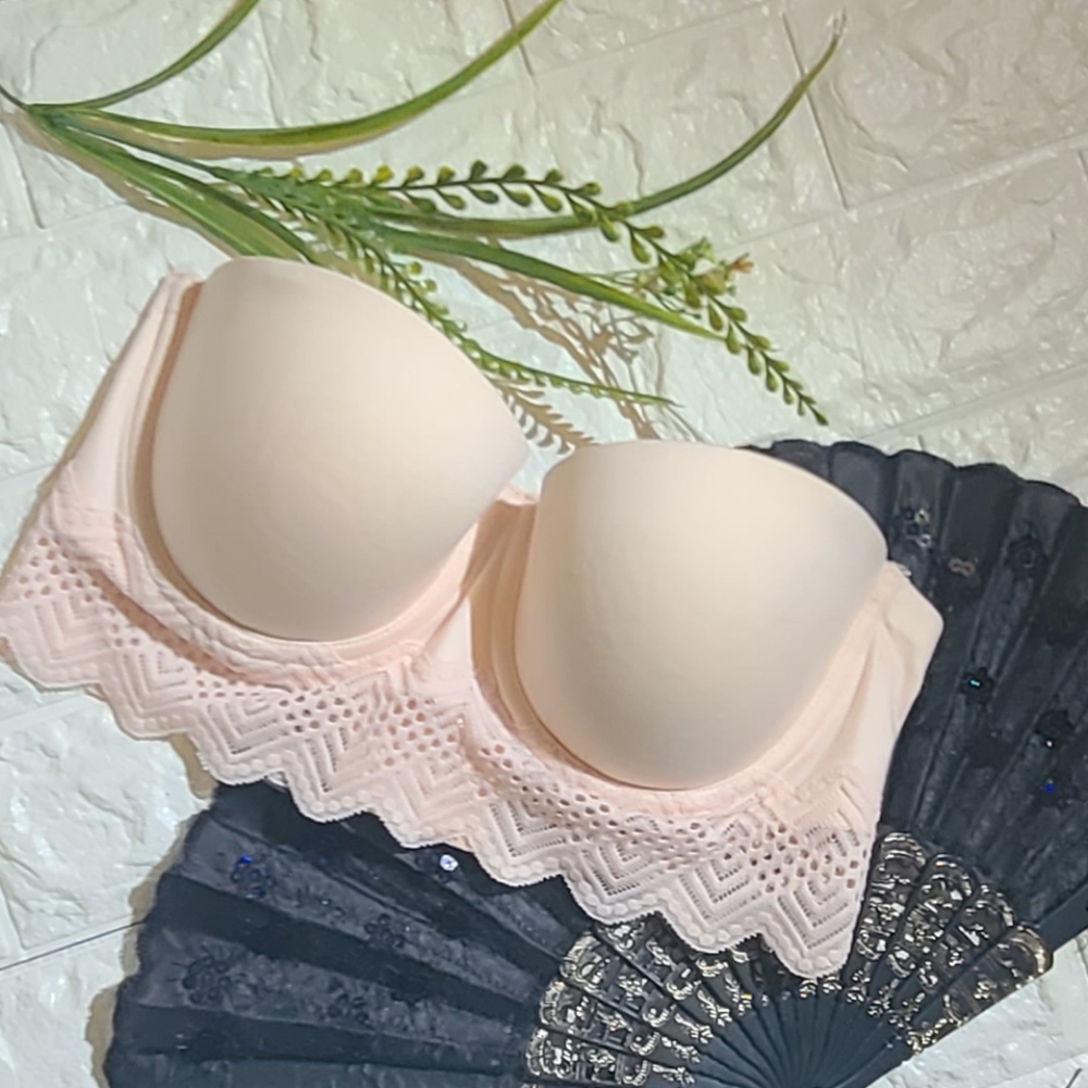 Strapless bra